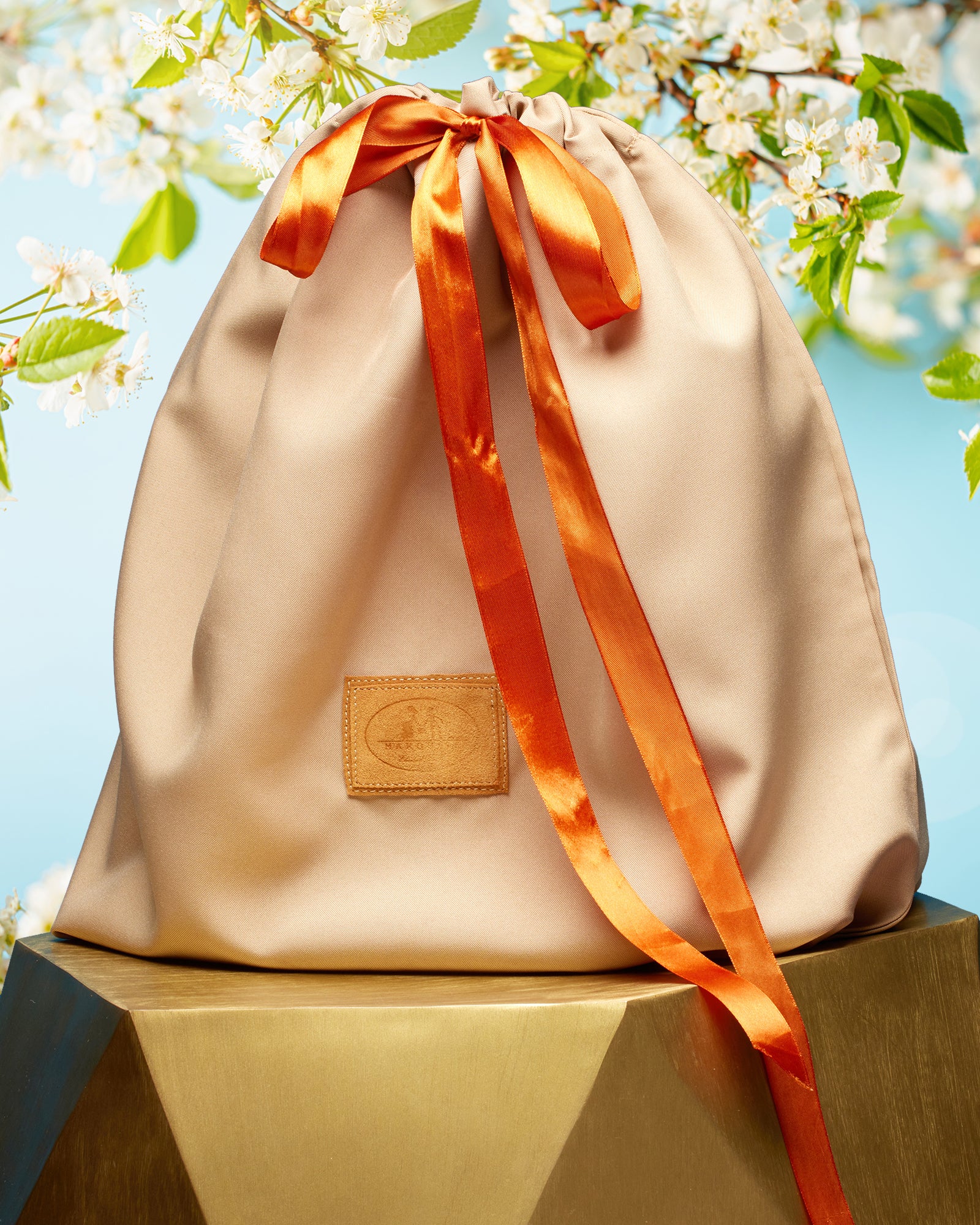Marquise Paris Marquise Le Perdreau Top Handle Shoulder Bag in Sand-Dust Bag