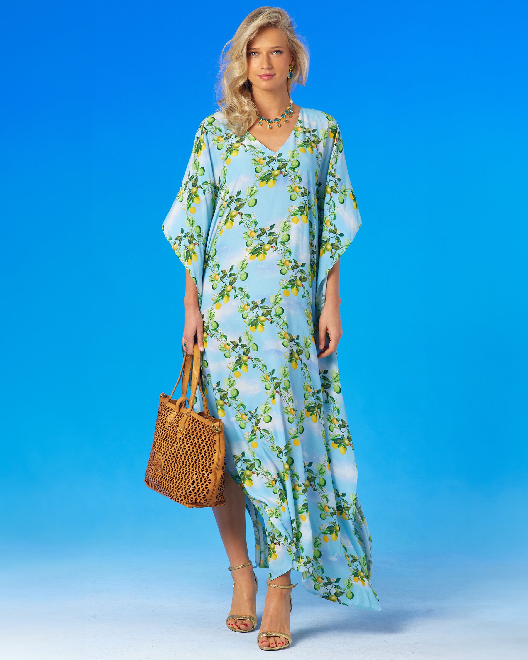 Campomaggi Malibu Pyramid Cut Tote Bag in Tan-Worn with the Annabelle Kaftan in French Citrus Trellis