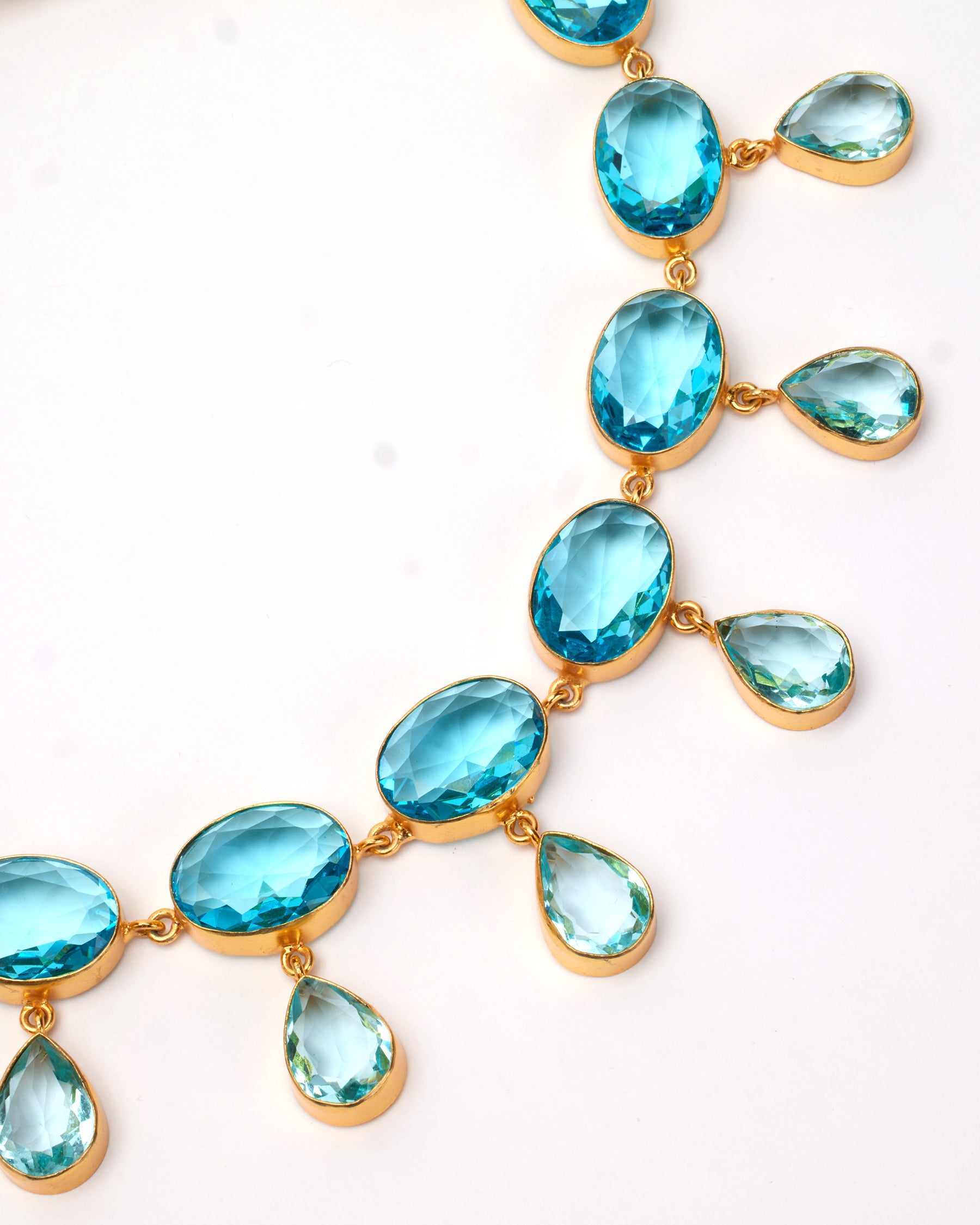 Chiara Dewdrop Necklace in Bermuda Blues-Detail