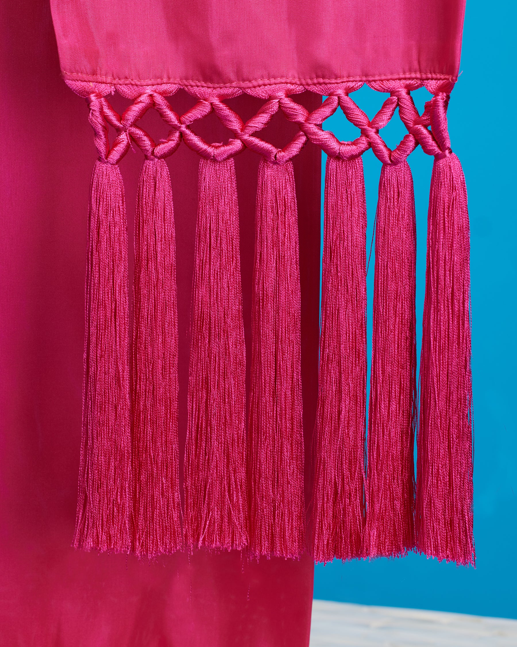 Cosima Sash Belt in Fuchsia-Detail