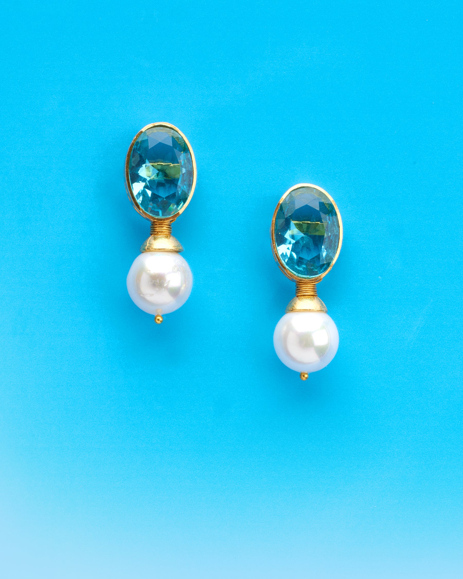 Gia Earrings in Aquamarine Crystal