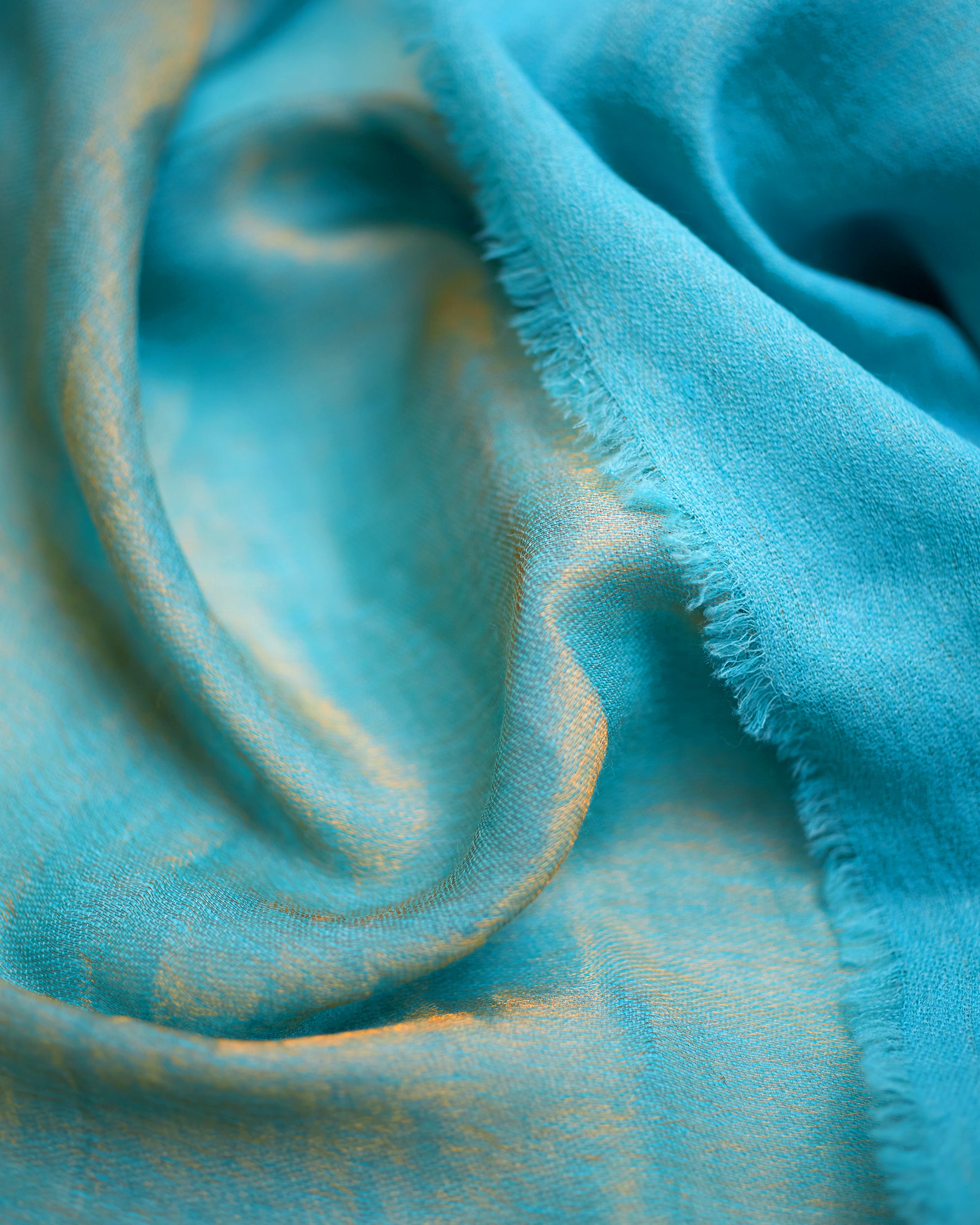 Josephine Reversible Pashmina Shawl in Gold Shimmer Turquoise-detail