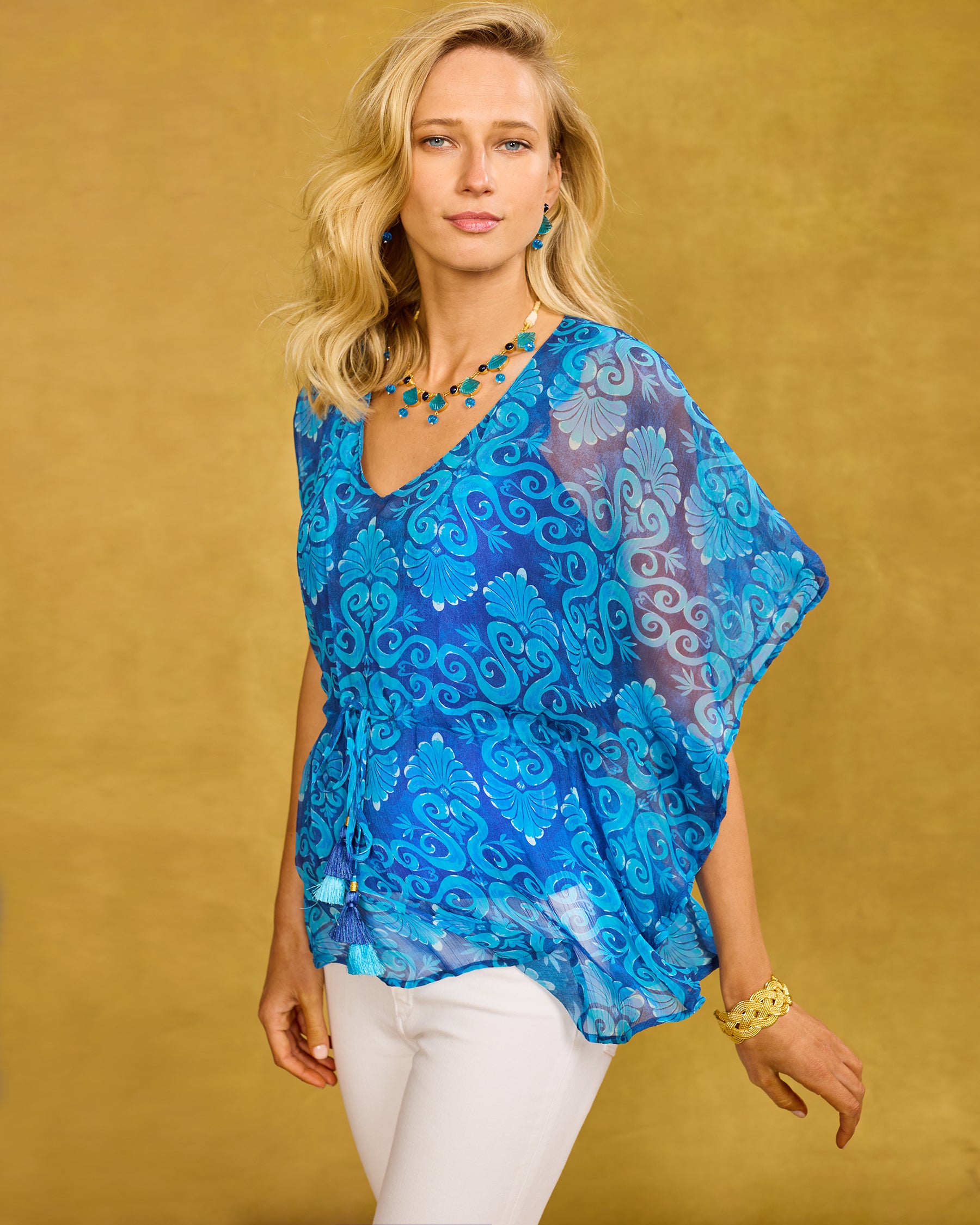 Thetis Poncho in Crinkle Chiffon in Grecian Swirl