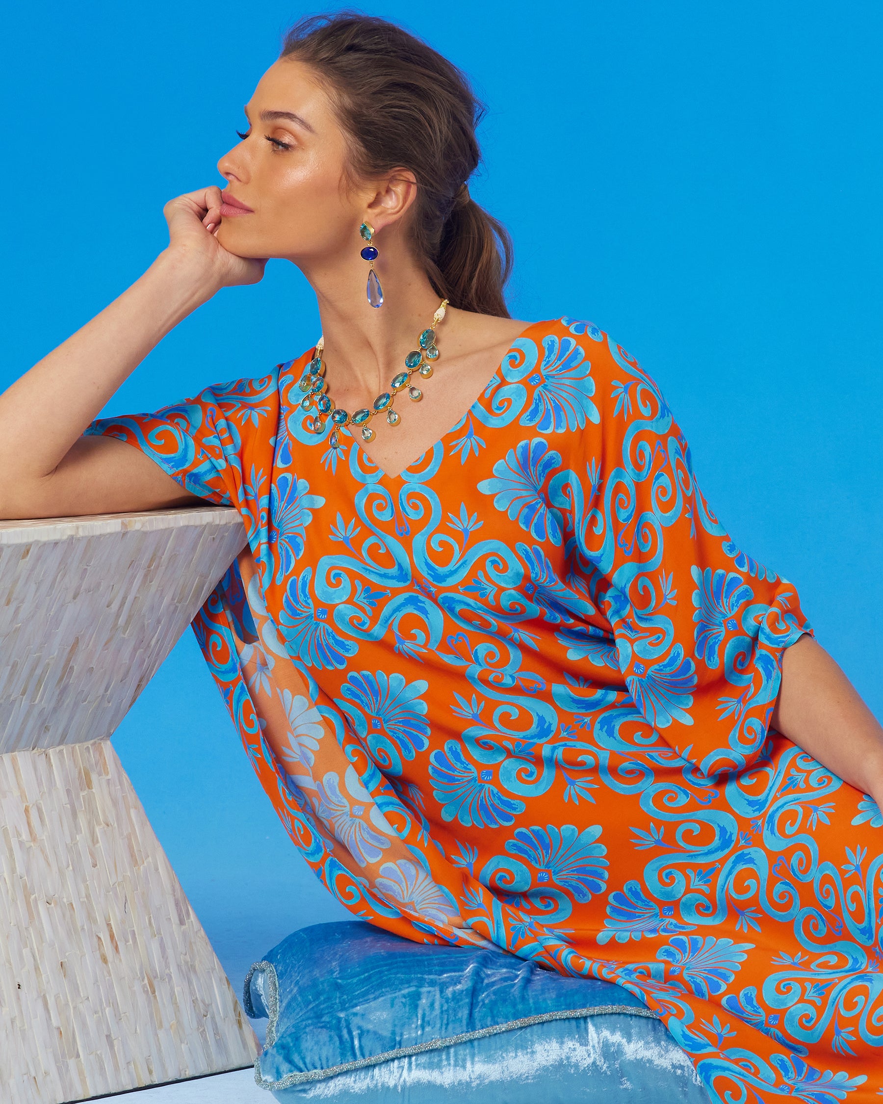 Thetis Long Kaftan in Orange-Sitting