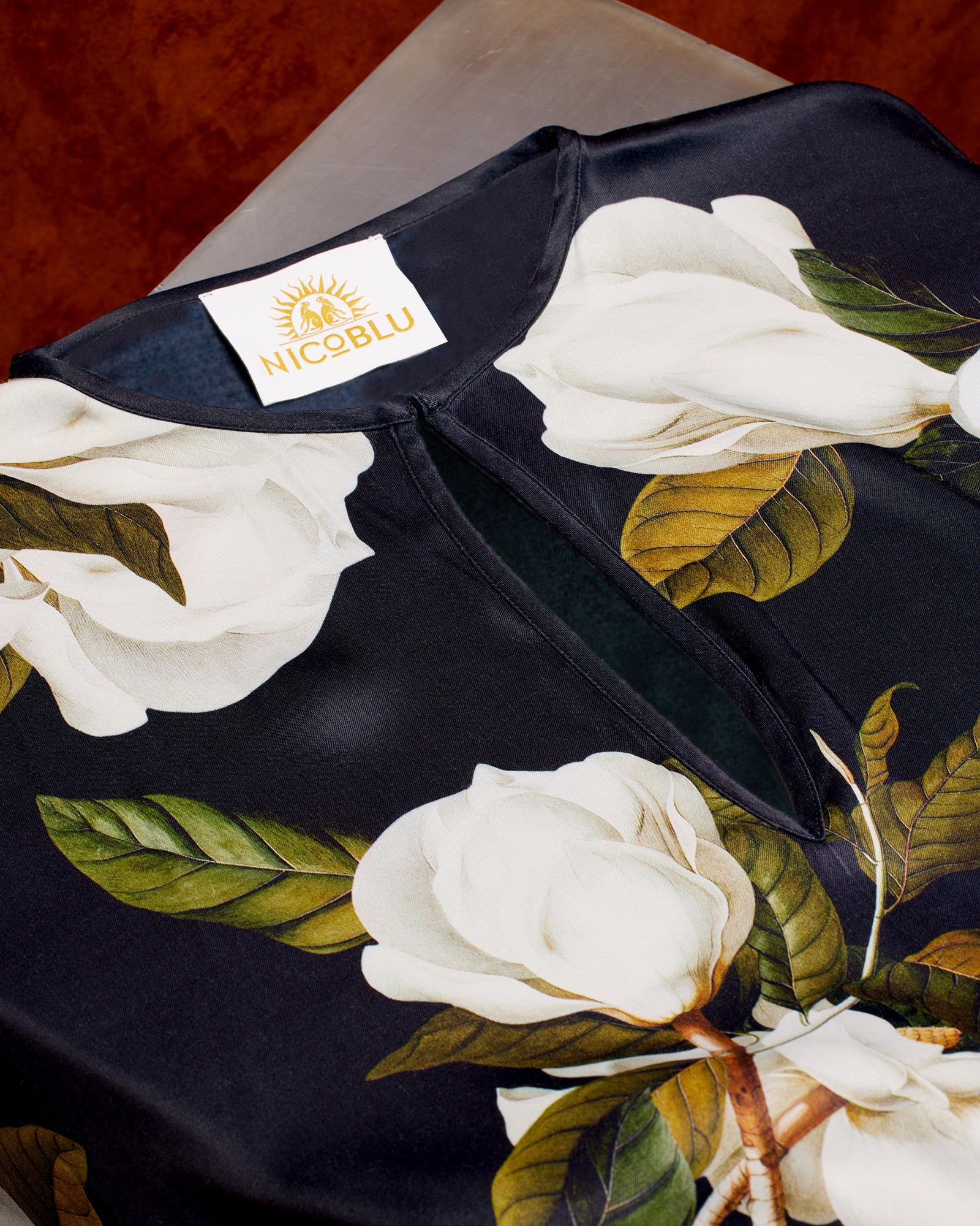 Camellia Belted Silk Kaftan-Detail