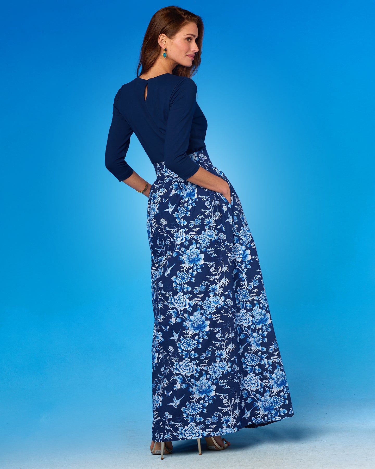 NicoBlu Alexandra Long Full Skirt in Navy Florals M NicoBlu Alexandra Long Full Skirt in Navy Florals M