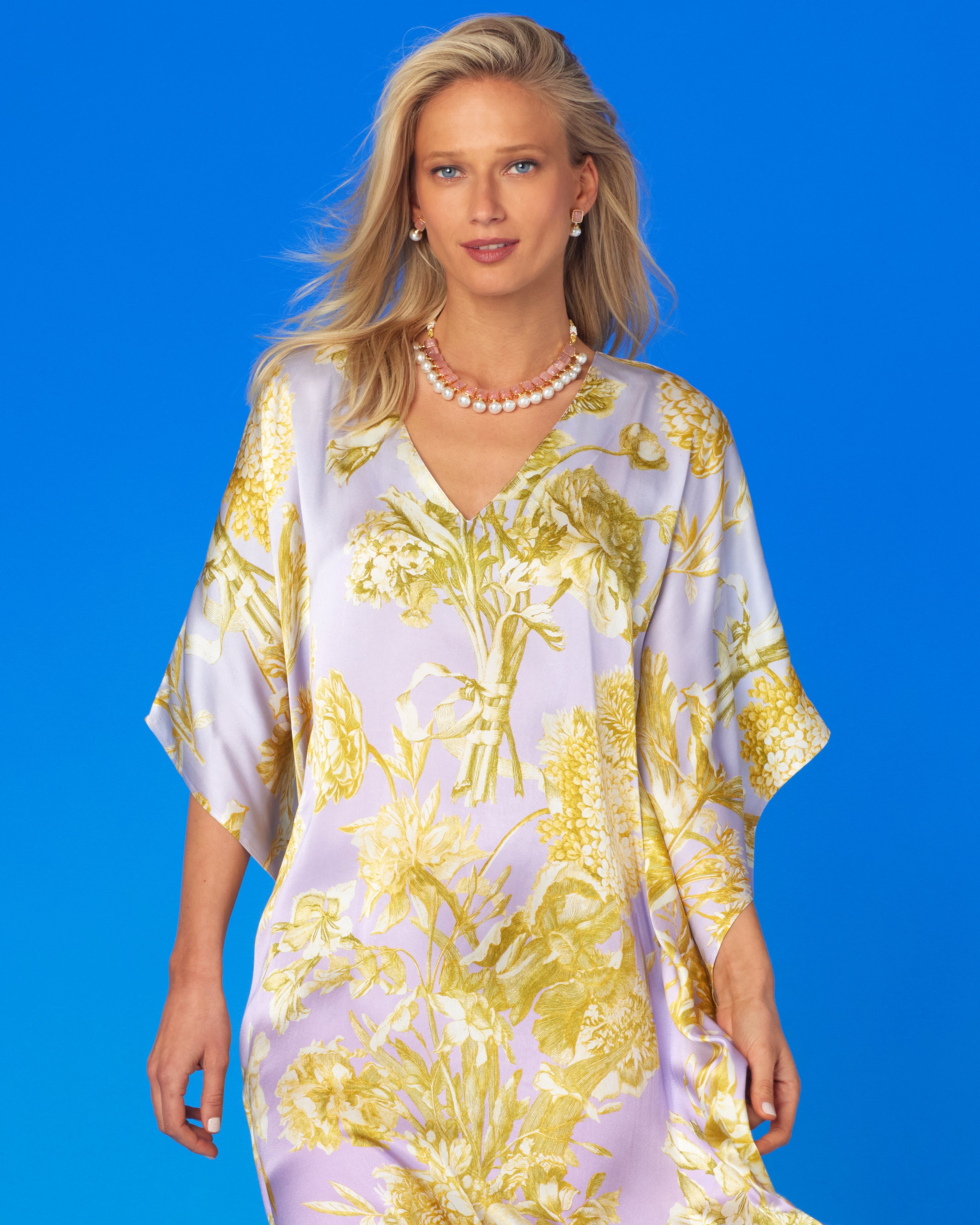 Noémie Silk Kaftan in French Toile-Front Closeup View