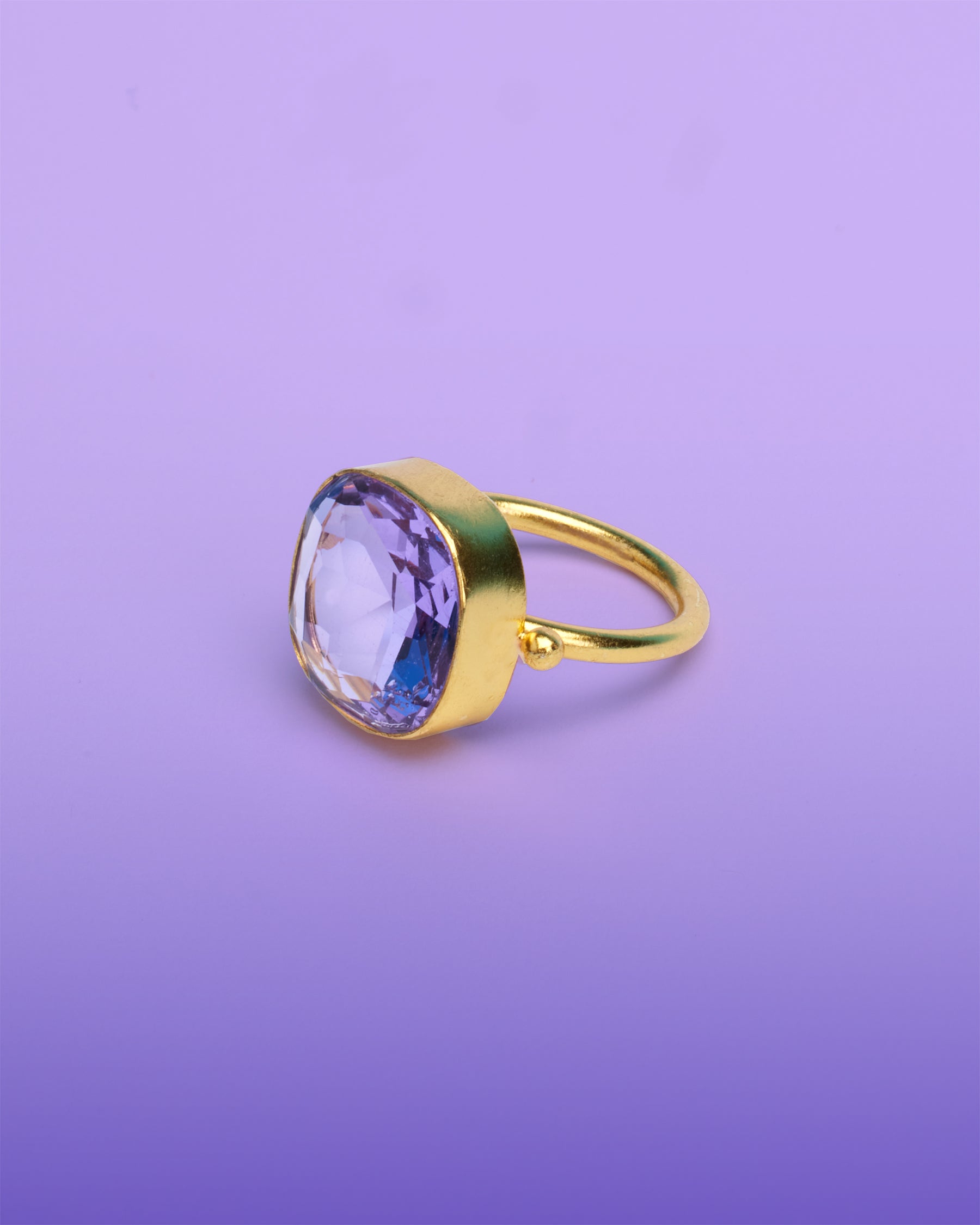 Darby Ring in Amethyst Lavender