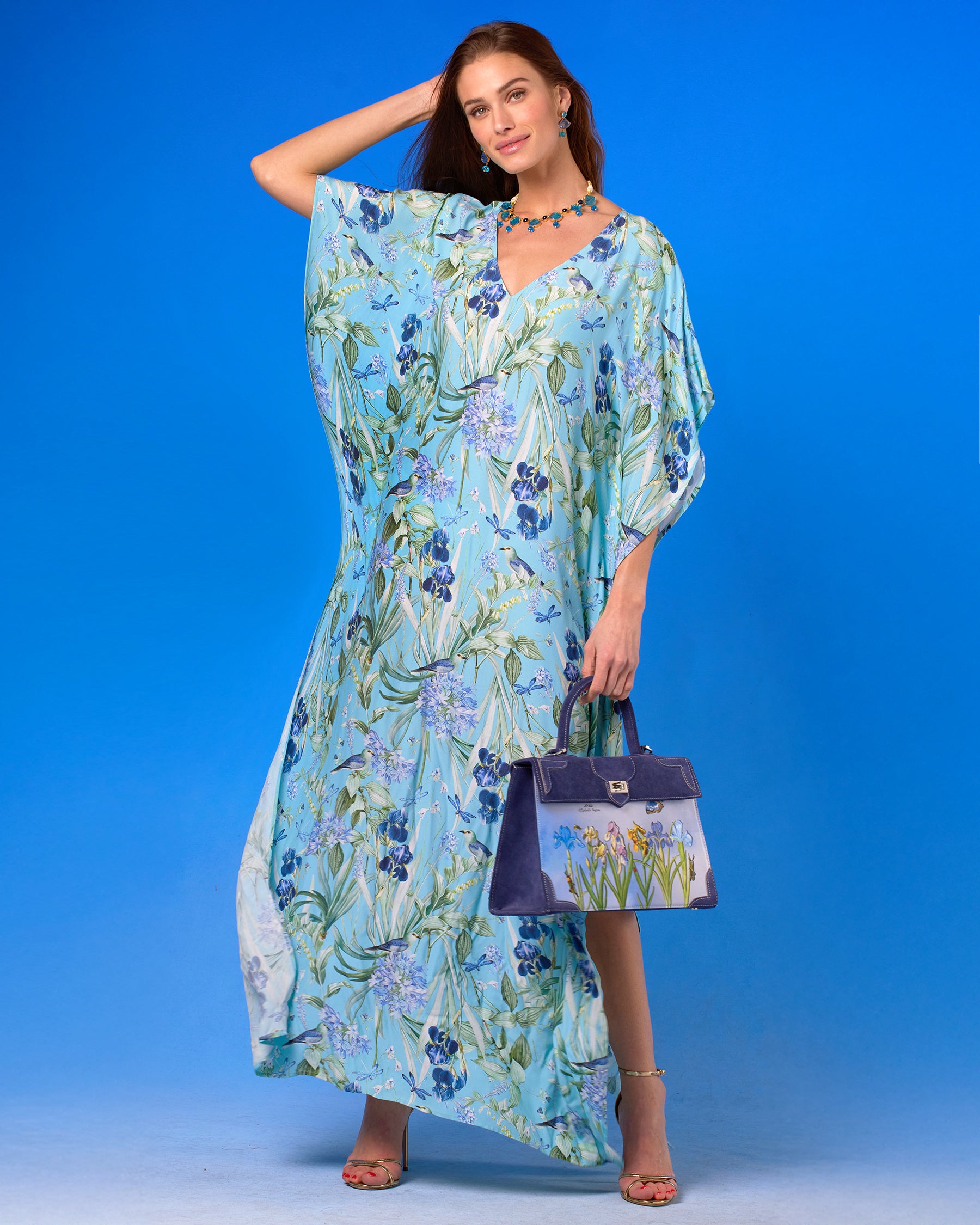 Evelyn Kaftan in Magical Garden with the Marquise Paris Iris Handbag