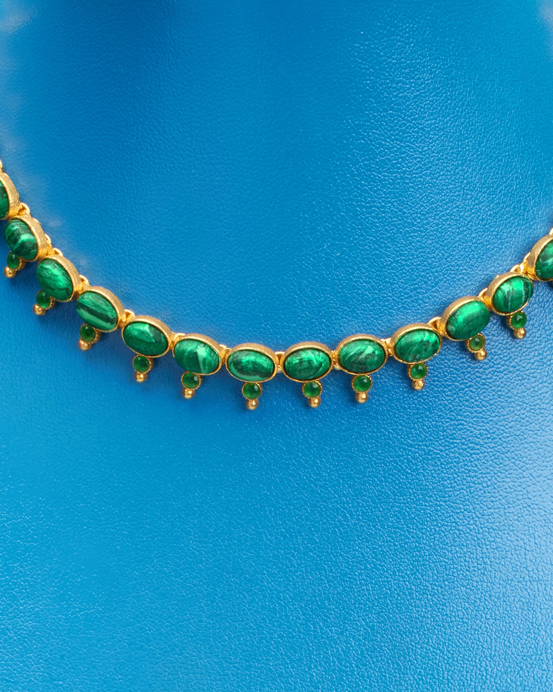 Cora Malachite Green String Necklace-Detail