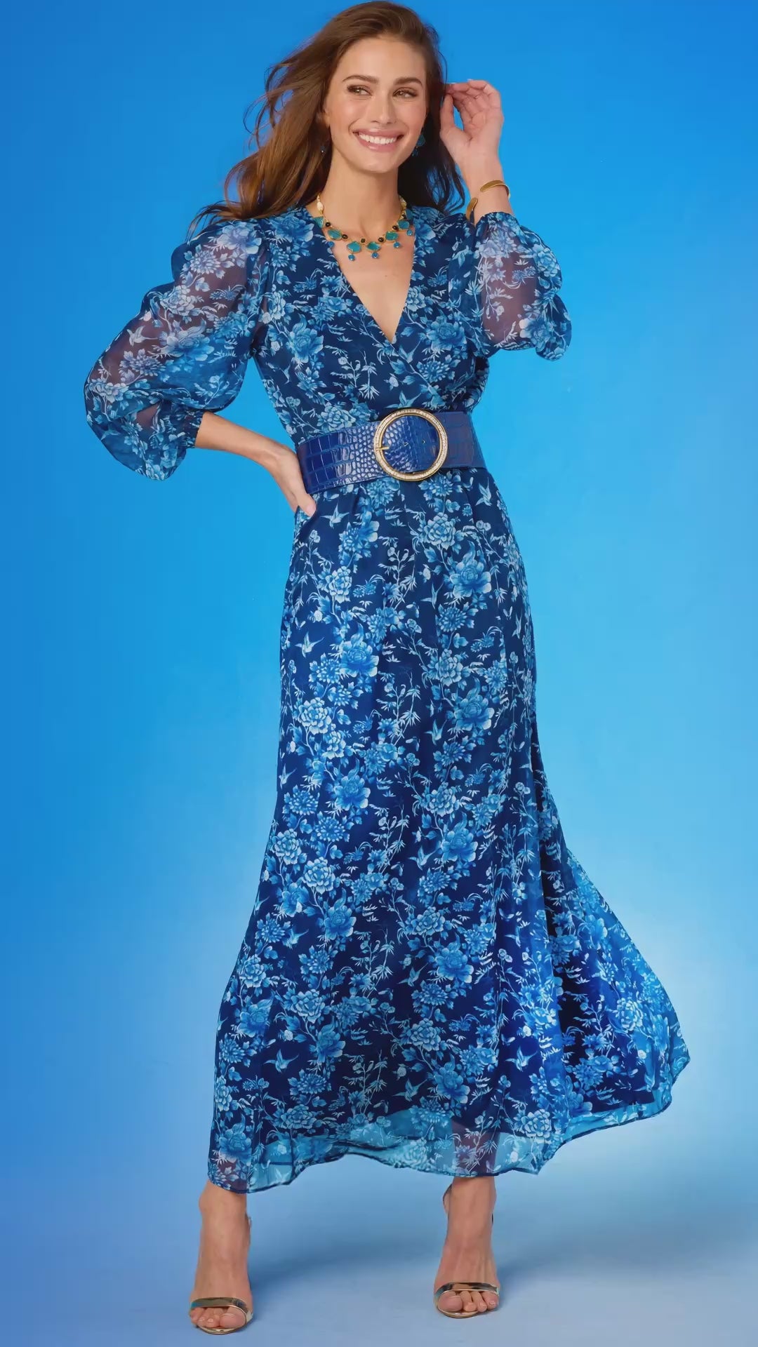 Video of the Angelina Maxi Chiffon Dress in Navy Florals