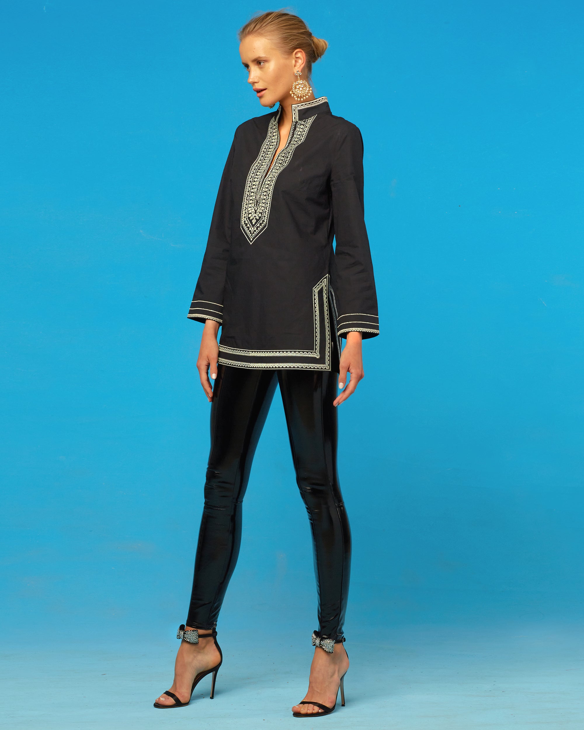 Maharani Tuxedo Tunic in Black-Side Shot